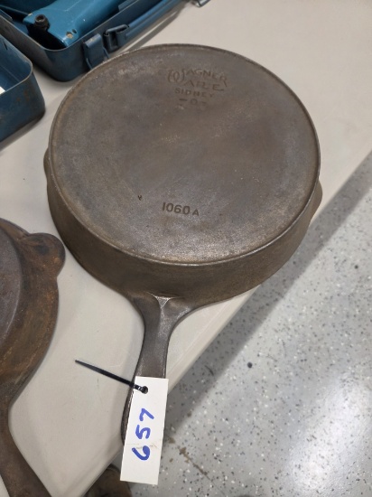 sydney, ten inch skillet, with heating ring