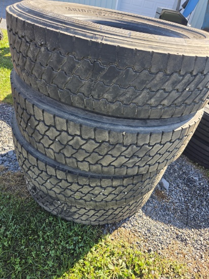 295/75R 22.5 truck tires