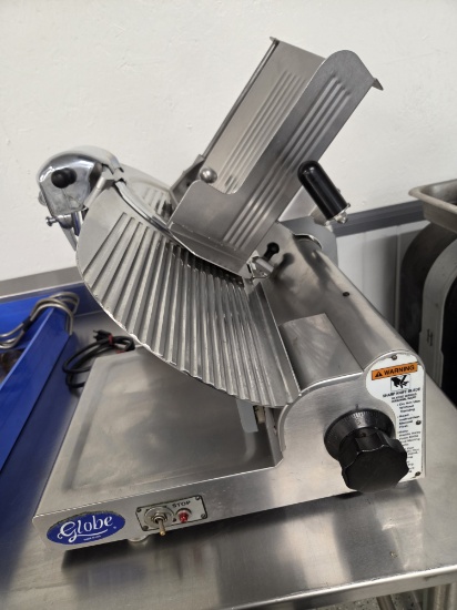 Globe slicer