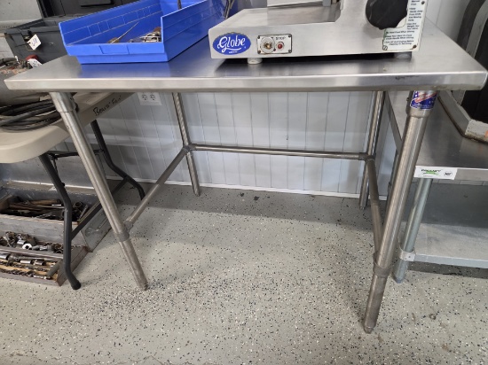 Boos stainless steel table