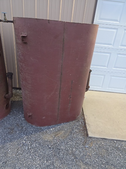 Two hundred seventy five gallon fuel tank