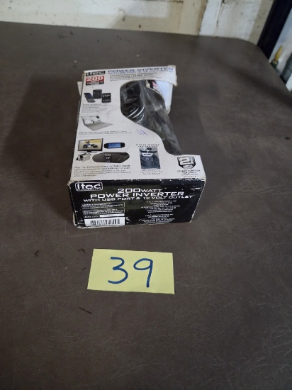 Two hundred watt power inverter