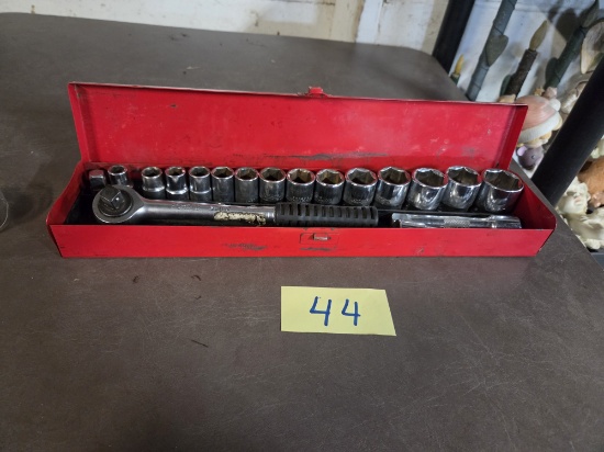 1/2 drive ratchet, sockets set 7/16-1 1/4