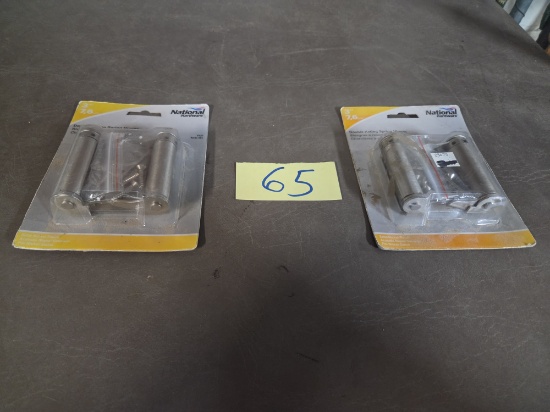 New double acting hinges