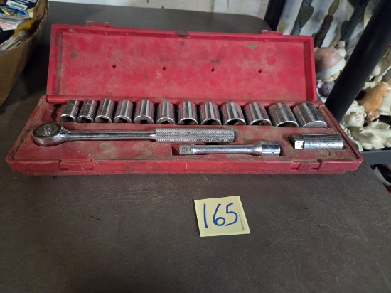 True test 1/2 drive ratchet, sockets 1/2-1 1/4 15 pc set