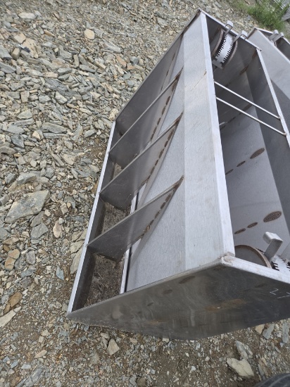 Stainless steel 4 ft double thorp hog feeder