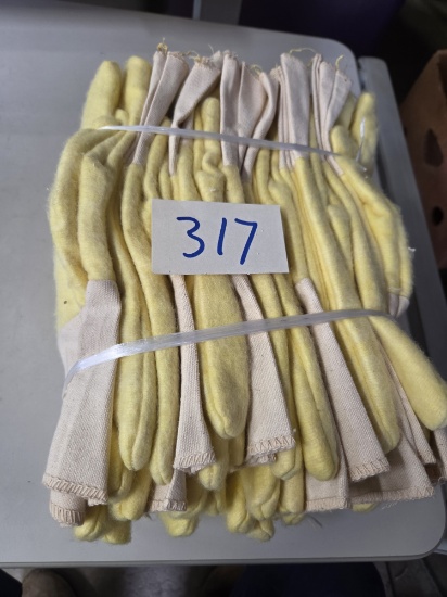 12 pair heat resistant large gloves new