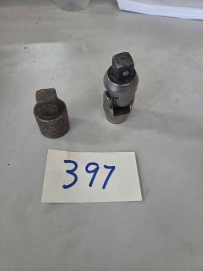 Snap-on 1/2 drive short extension, & universal x 2