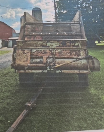 Dion forage wagon, tandem running gear