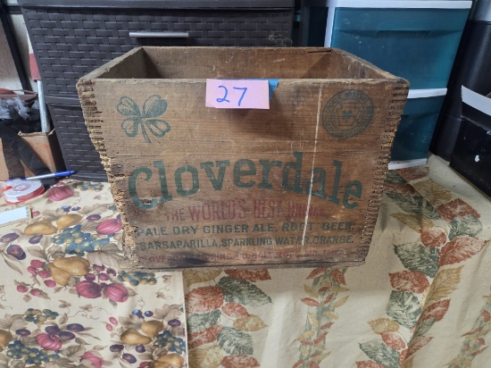 Vintage Cloverdale box