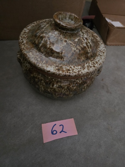Vintage stone ware w/ lid