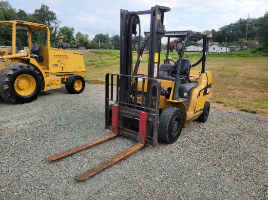 CAT PD8000 Fork Lift