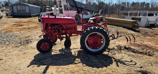 Farmall Cub