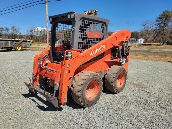 2019 Kubota SSV75 Skid Steer