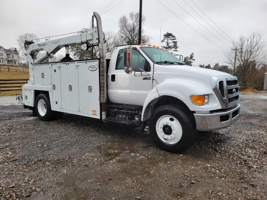 2015 Ford F-750 Service Crane 10k lb. VIN: 3FRXF7FG3FV718302