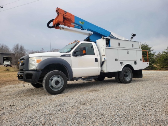 2015 Ford F-550 4x4 37' Bucket Truck VIN: 1FDUF5HT8FEC05469