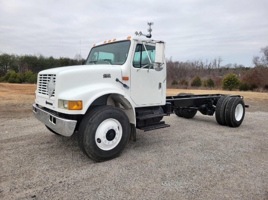 1998 International 4900 C&C Truck Engine Overhauled/New Trans. VIN: 1HTSDAAN0WH579680