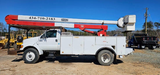 2000 Ford F-750 55' Bucket Truck