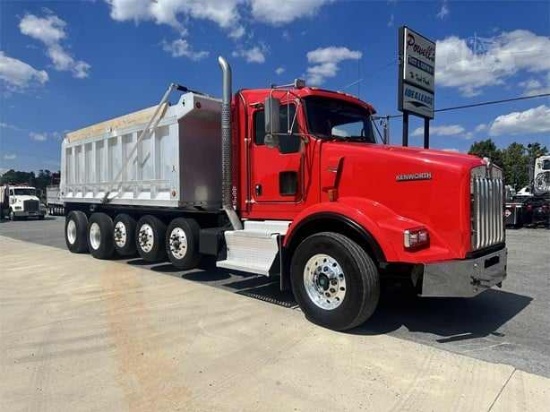 2017 Kenworth T800 Quint Dump VIN: 1NKDX4EX8HJ139467