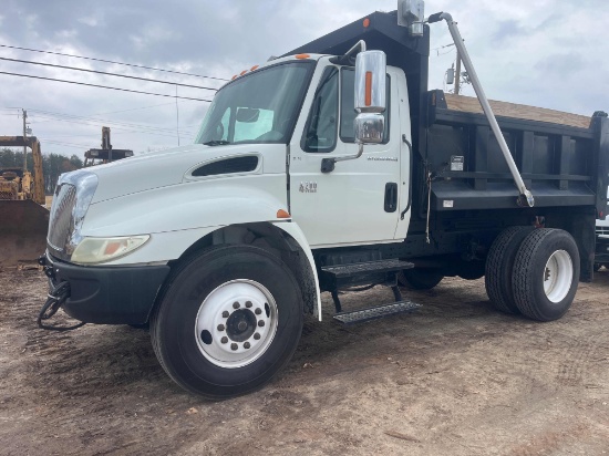 2005 Int 4200