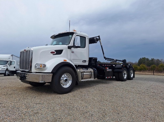 2025 Peterbilt 567 Truck
