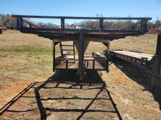1999 Lazy J Gooseneck Trailer