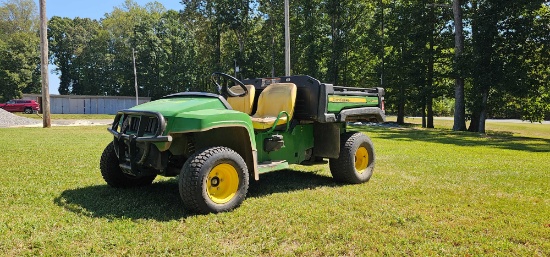 John Deere Gator