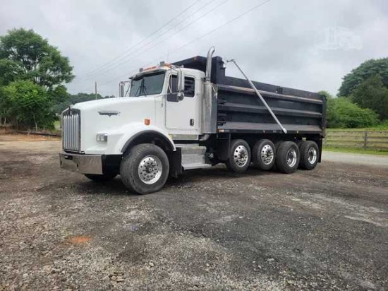 2005 Kenworth T800 Quad Dump
