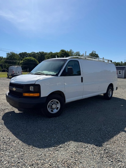 2016 Chevrolet 3500 Express Cargo Van
