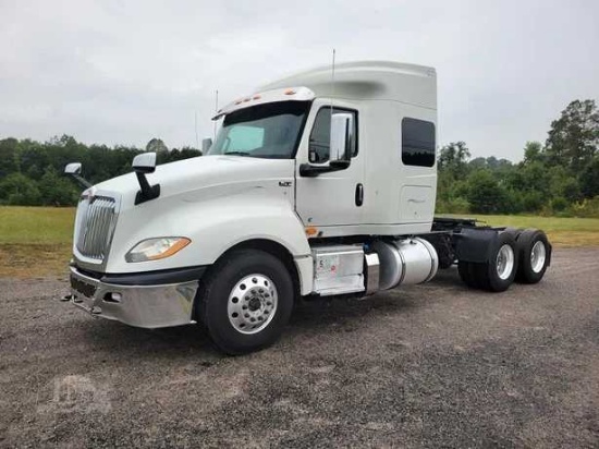2020 INTERNATIONAL LT625 SLEEPER
