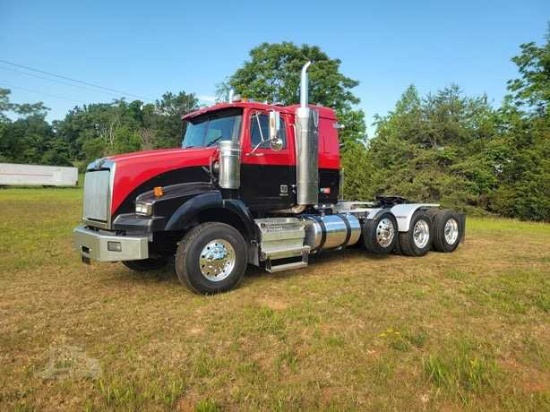2013 Western Star 4900 Heavy Haul Dual Wetline Sleeper