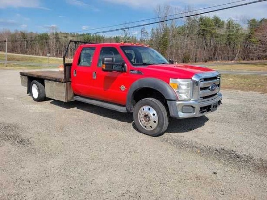 2016 Ford F550 Crew Cab 4x4 Flatbed Truck