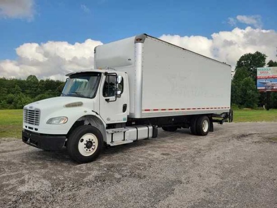 2014 Freightliner M2 Automatic 26' Box Truck
