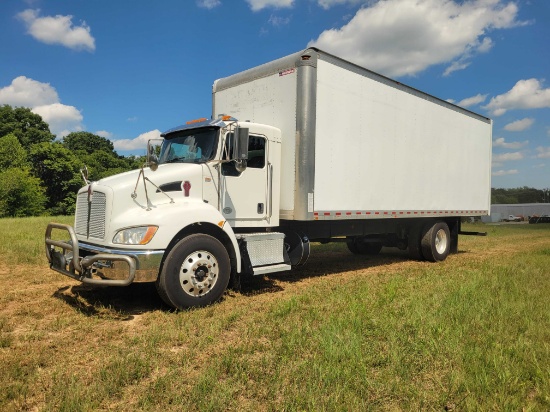 2020 Kenworth T270 Box Truck 26'