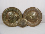 LOT OF (8) PIECES INCLUDING VINTAGE WALL PLATES AND CHARGERS
