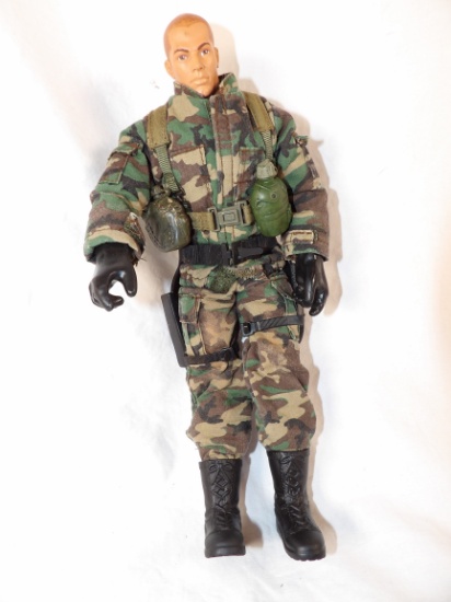 G.I. JOE ACTION FIGURE WITH GEAR