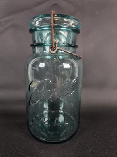VINTAGE BALL IDEAL JAR IN BLUE WITH GLASS LID AND WIRE CLOSURE