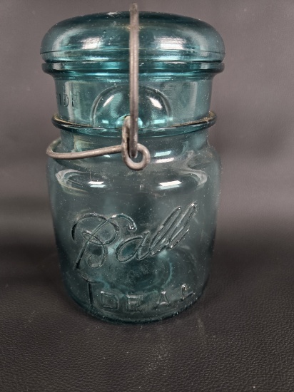 SMALL VINTAGE BALL IDEAL JAR IN BLUE WITH GLASS LID AND WIRE CLOSURE