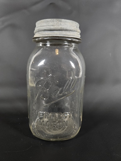 VINTAGE BALL PERFECT MASON JAR WITH ZINC LID
