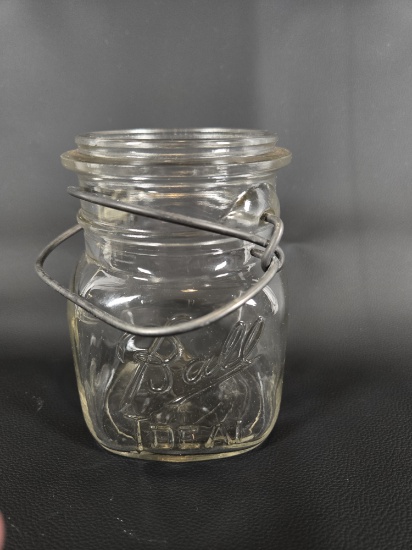 SMALL VINTAGE BALL IDEAL JAR WITH WIRE CLOSURE