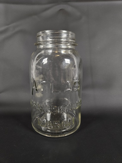 VINTAGE ATLAS STRONG SHOULDER MASON JAR