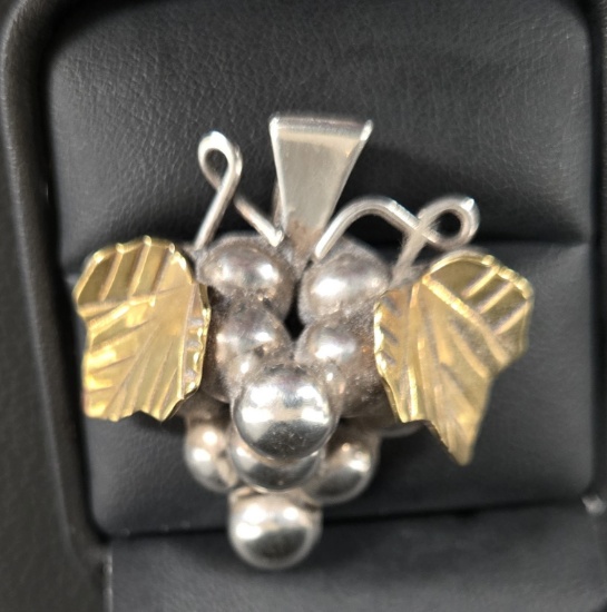 MEXICAN SILVER GRAPE CLUSTER PIN / PENDANT