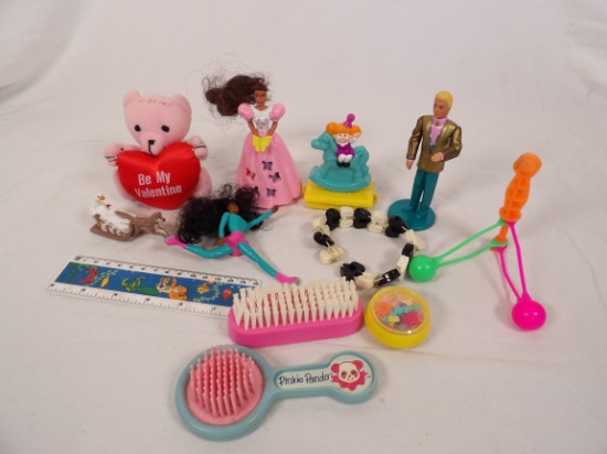 LOT OF (12) GIRL TOYS INCLUDING BRACELET, FIGURINES, BRUSH, ETC