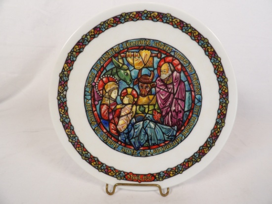 HENRI D'ARCEAU LIMOGES PLATE "NO ROOM AT THE INN" BY RESTIEAU . 1977  DESIGN NO. B0518