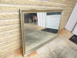 VINTAGE MIRROR WITH WOODEN FRAME IN VERSATILE SILVER/GOLD TONE