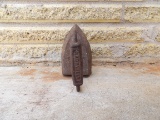 VERY OLD SAD IRON MARKED NASHVILLE ON HANDLE
