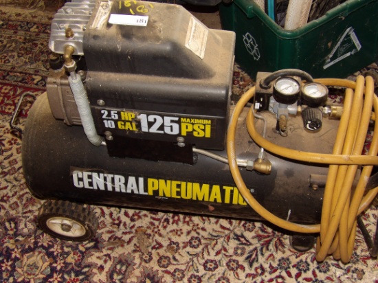 Central Pneumatic Portable Air Compressor