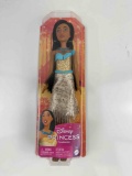 Disney Princess Pocahontas Fashion Doll