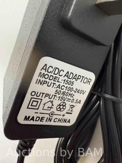 AC/DC Adapter Model 1505 15V 0.5A