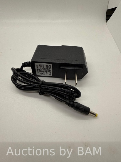 AC/DC Adapter Model 13310 13.3v 1A